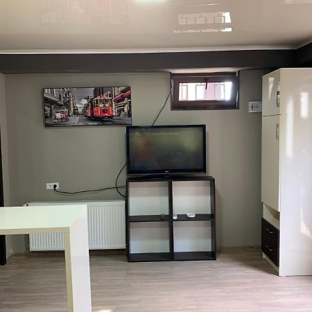 Bed and Breakfast Art Hole Кутаїсі Екстер'єр фото