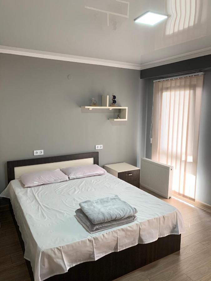 Bed and Breakfast Art Hole Кутаїсі Екстер'єр фото