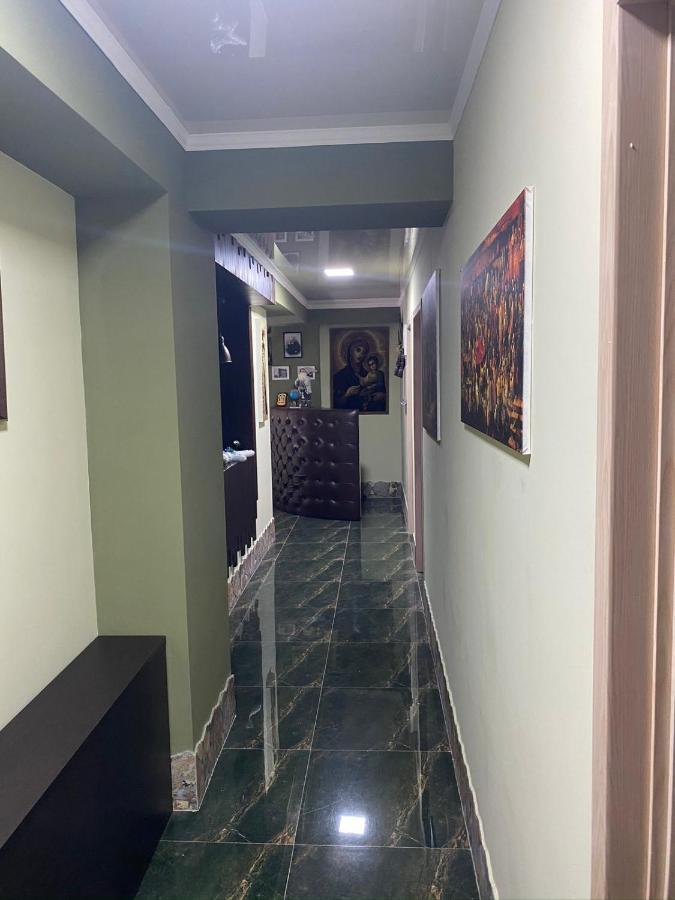 Bed and Breakfast Art Hole Кутаїсі Екстер'єр фото