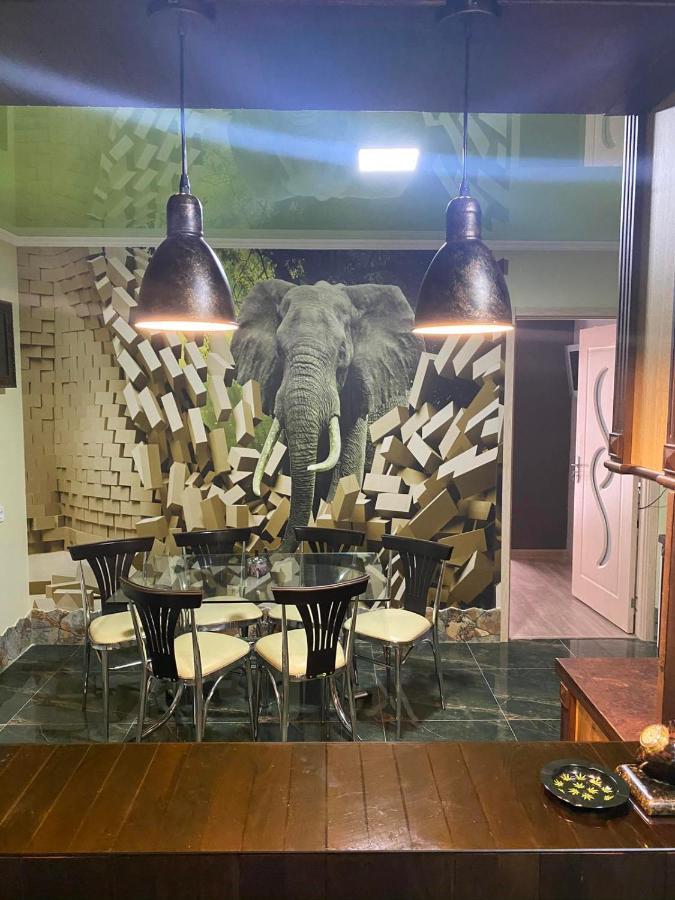 Bed and Breakfast Art Hole Кутаїсі Екстер'єр фото