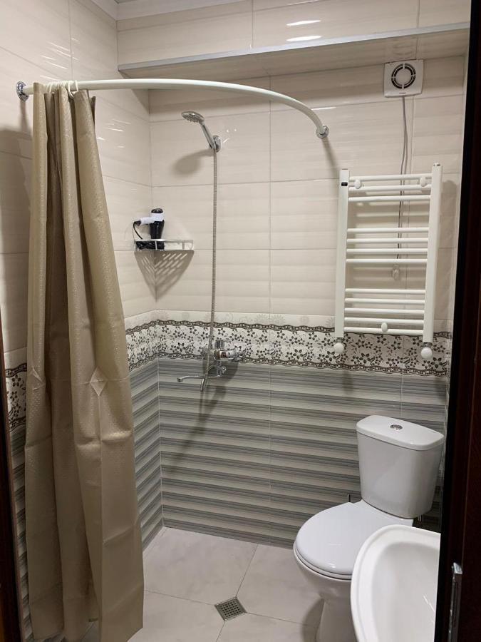 Bed and Breakfast Art Hole Кутаїсі Екстер'єр фото